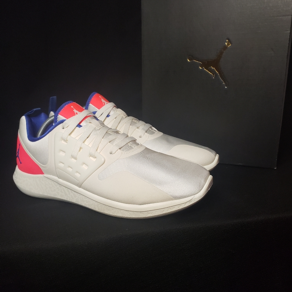 NEW Jordan Grind Sneakers